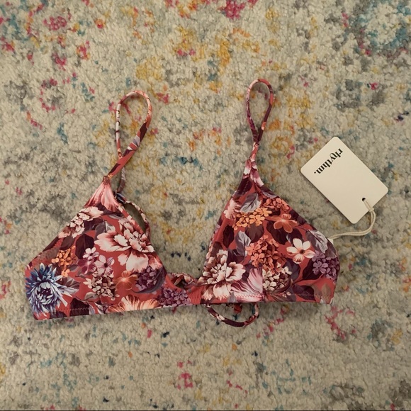 Jolene Rhythm bikini top - Picture 1 of 3